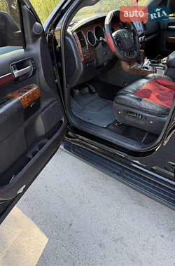 Внедорожник / Кроссовер Toyota Sequoia 2008 в 
