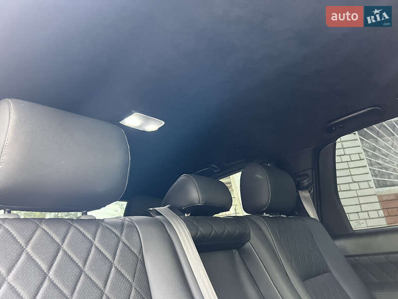 Позашляховик / Кросовер Toyota Sequoia 2015 в Дніпрі