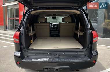 Позашляховик / Кросовер Toyota Sequoia 2008 в 