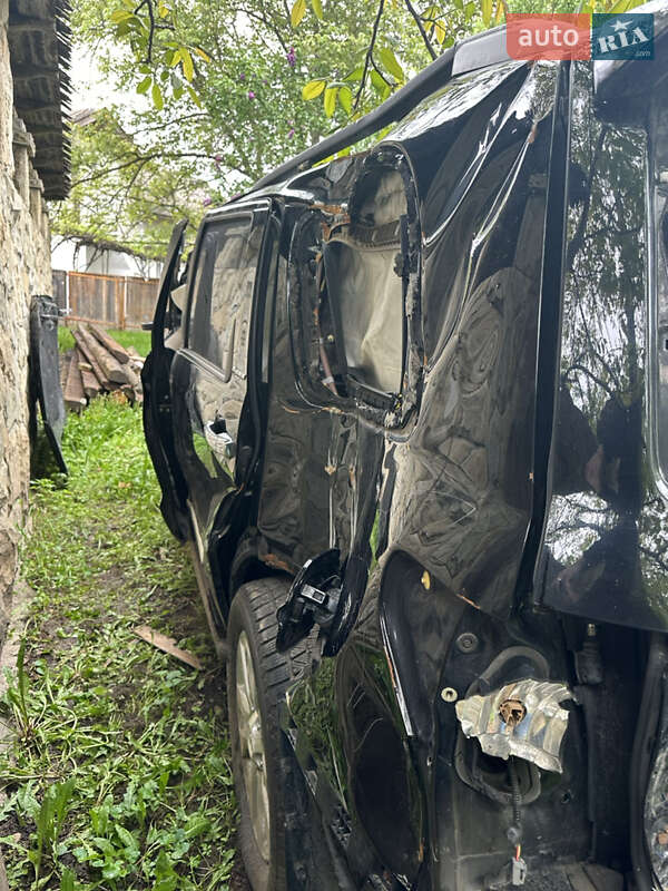 Позашляховик / Кросовер Toyota Sequoia 2011 в Івано-Франківську