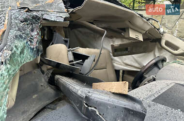 Внедорожник / Кроссовер Toyota Sequoia 2011 в 