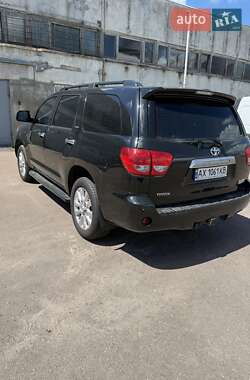Позашляховик / Кросовер Toyota Sequoia 2010 в 