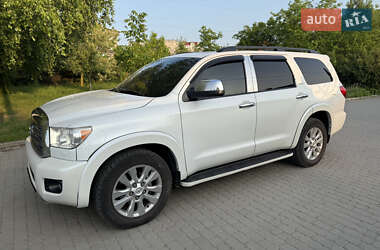 Внедорожник / Кроссовер Toyota Sequoia 2008 в Хмельницком