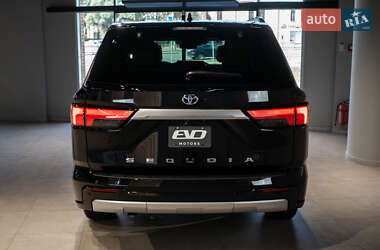 Внедорожник / Кроссовер Toyota Sequoia 2025 в 