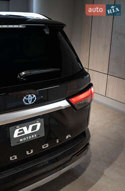 Внедорожник / Кроссовер Toyota Sequoia 2025 в 