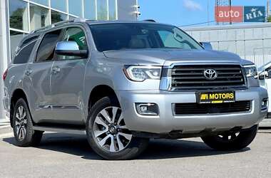 Внедорожник / Кроссовер Toyota Sequoia 2020 в Киеве