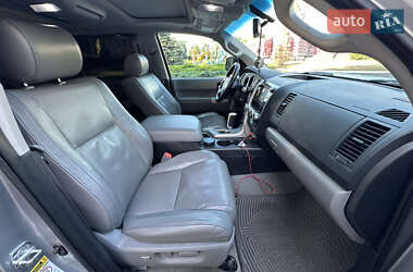 Внедорожник / Кроссовер Toyota Sequoia 2008 в 