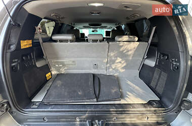 Внедорожник / Кроссовер Toyota Sequoia 2008 в 