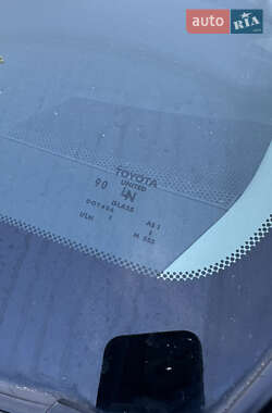 Внедорожник / Кроссовер Toyota Sequoia 2008 в 