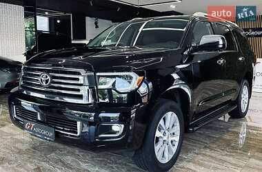 Внедорожник / Кроссовер Toyota Sequoia 2018 в Киеве