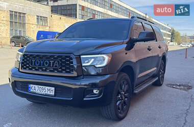 Внедорожник / Кроссовер Toyota Sequoia 2008 в 