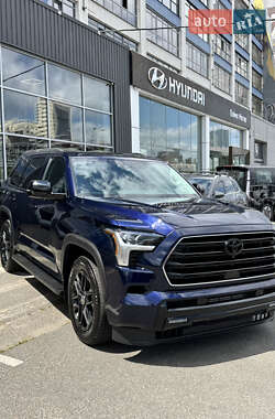 Внедорожник / Кроссовер Toyota Sequoia 2024 в Киеве