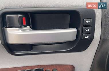 Внедорожник / Кроссовер Toyota Sequoia 2011 в 