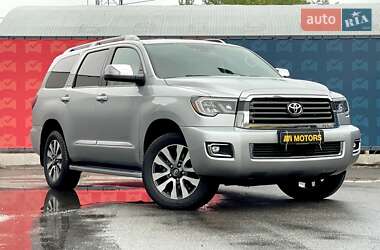 Позашляховик / Кросовер Toyota Sequoia 2020 в Києві