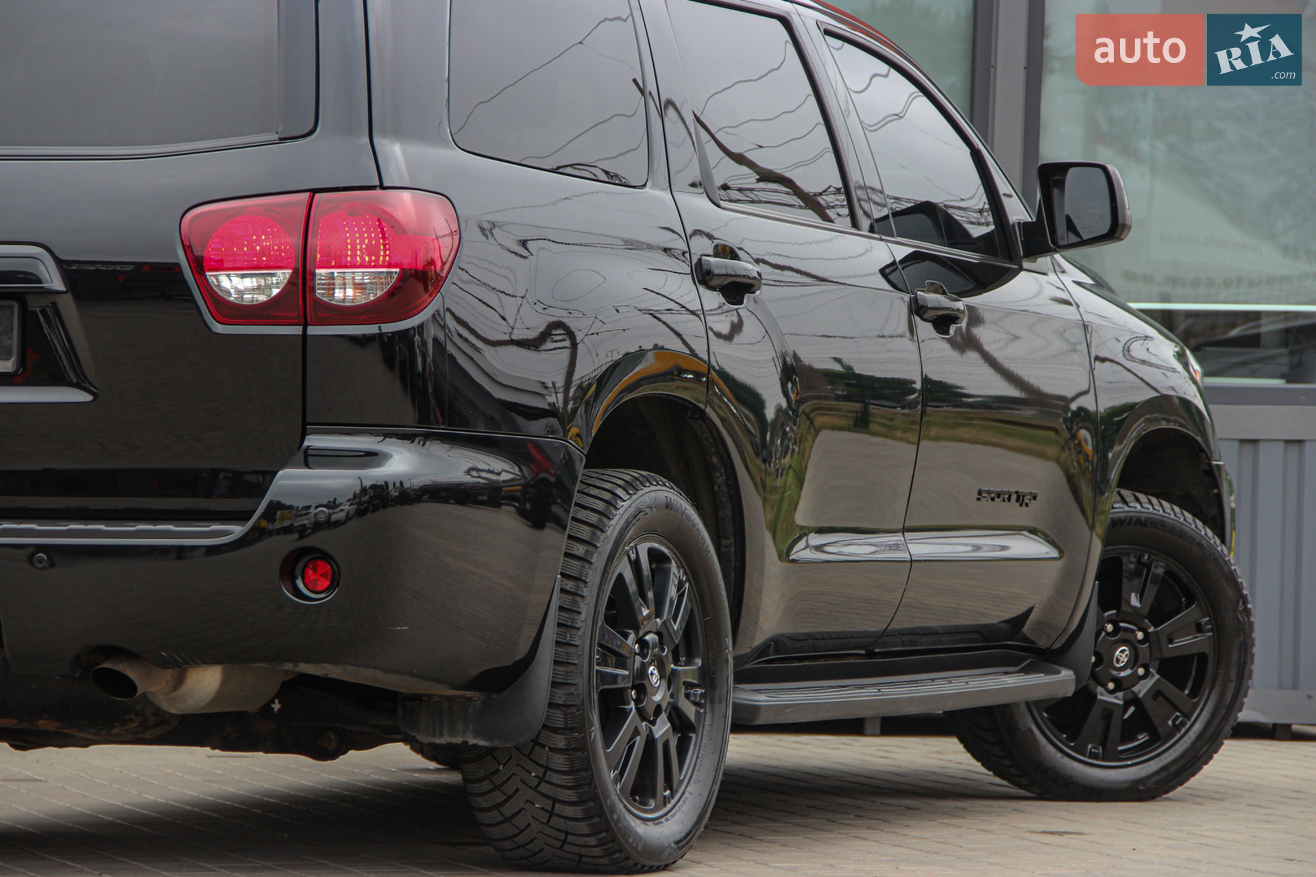 2017 Toyota Sequoia - мініатюра 16