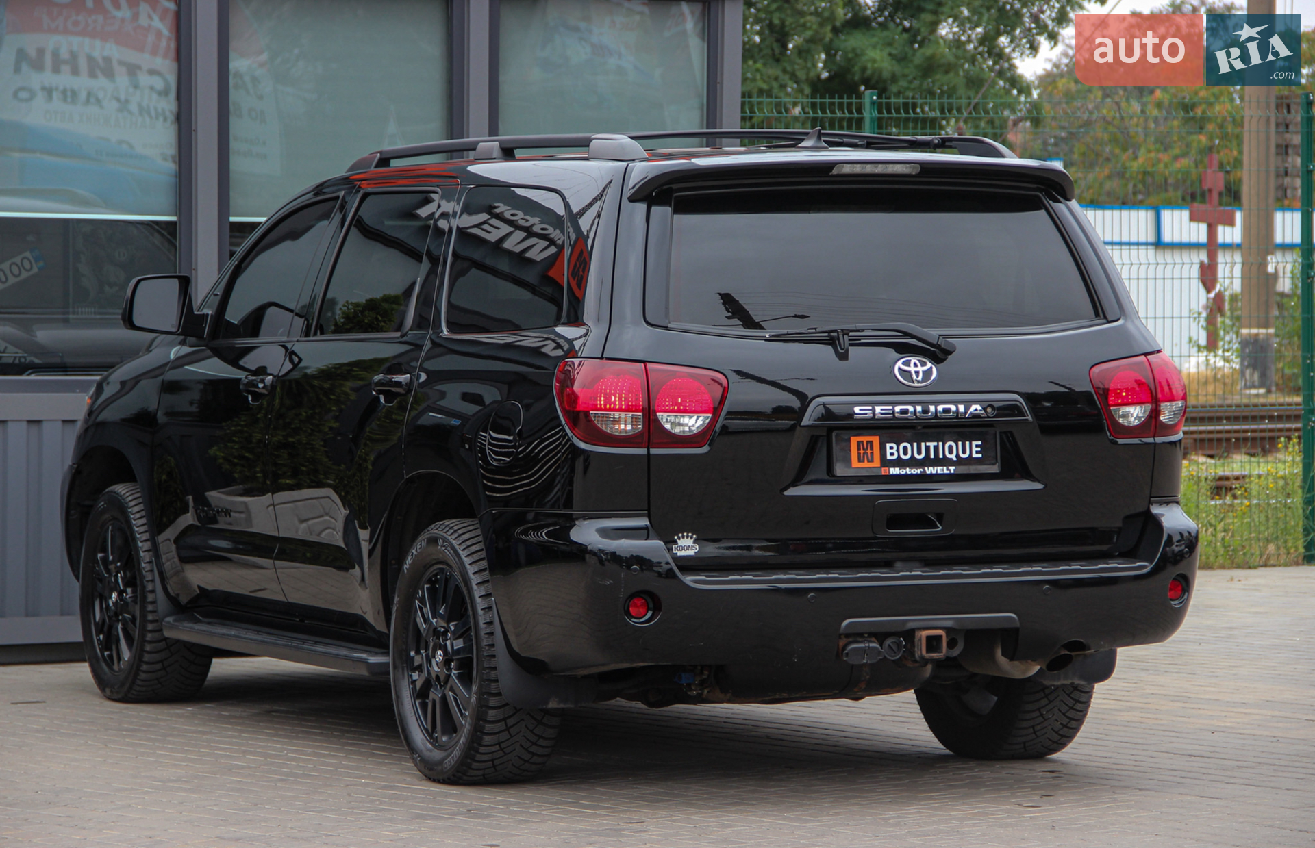2017 Toyota Sequoia - мініатюра 18