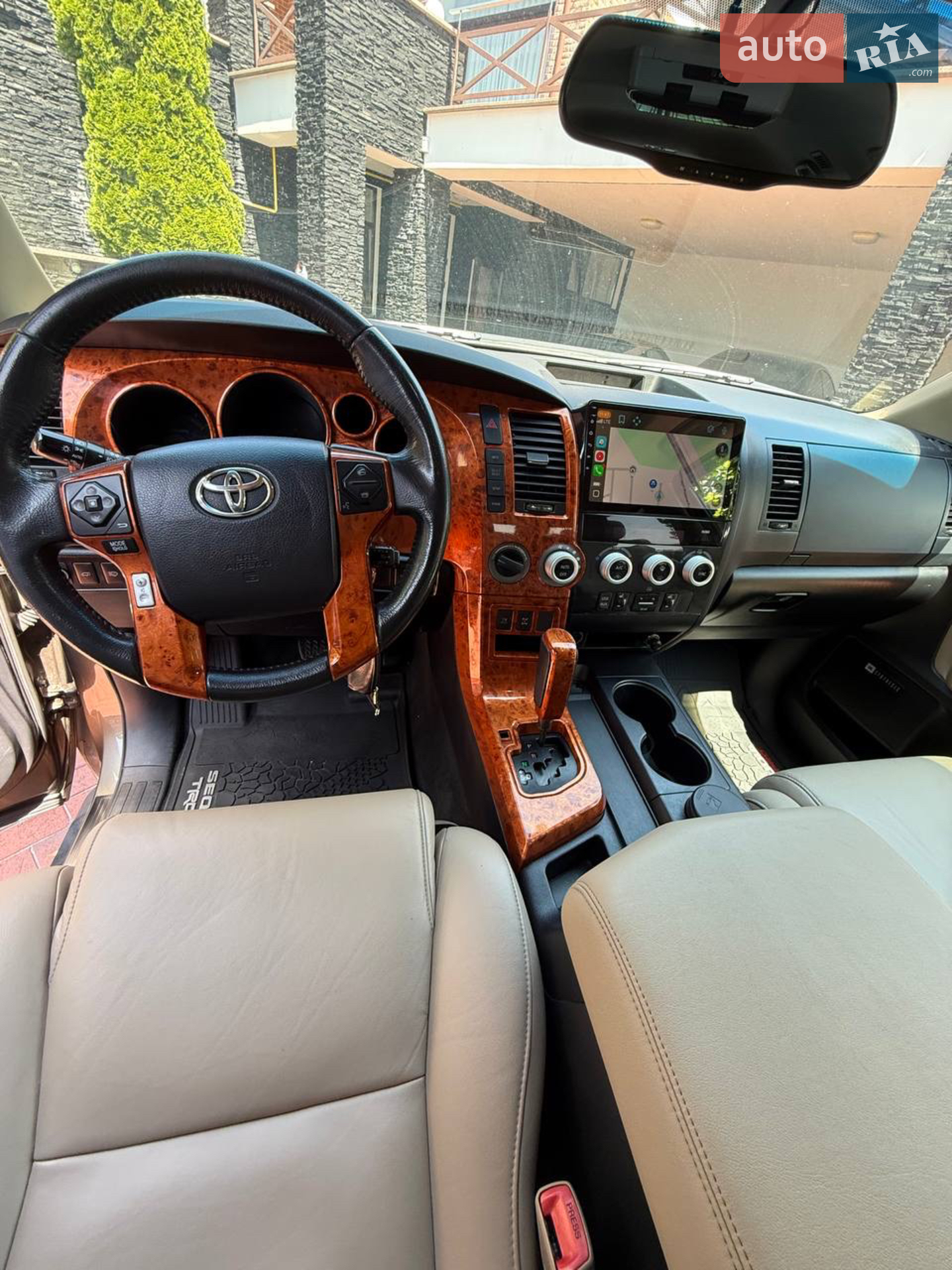 2015 Toyota Sequoia - мініатюра 12
