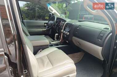 Внедорожник / Кроссовер Toyota Sequoia 2011 в Харькове
