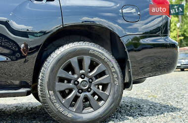 Внедорожник / Кроссовер Toyota Sequoia 2012 в 