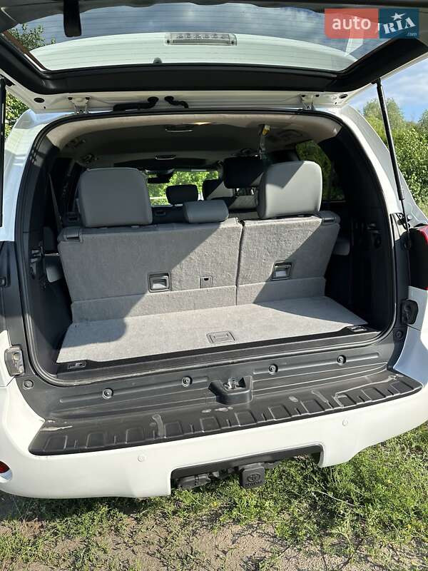 Внедорожник / Кроссовер Toyota Sequoia 2019 в Кременчуге