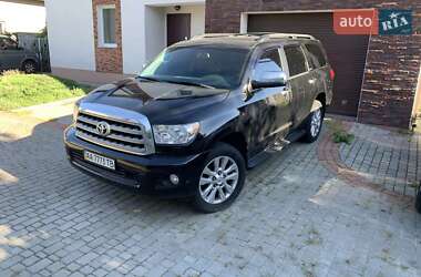 Внедорожник / Кроссовер Toyota Sequoia 2011 в Киеве