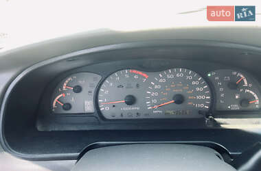 Внедорожник / Кроссовер Toyota Sequoia 2003 в 