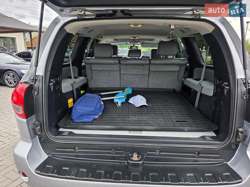 Позашляховик / Кросовер Toyota Sequoia 2014 в Коломиї фото 29 Позашляховик / Кросовер Toyota Sequoia 2014 в Коломиї