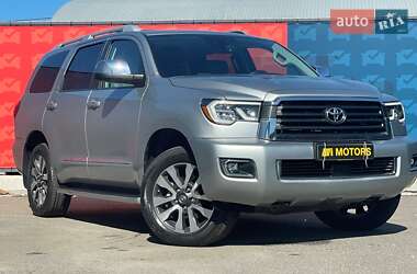 Внедорожник / Кроссовер Toyota Sequoia 2020 в Киеве