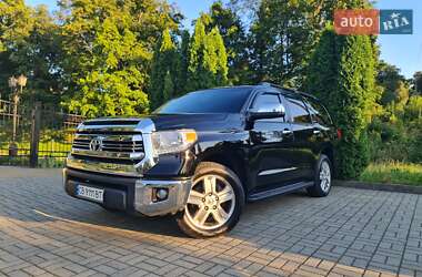 Позашляховик / Кросовер Toyota Sequoia 2015 в Прилуках