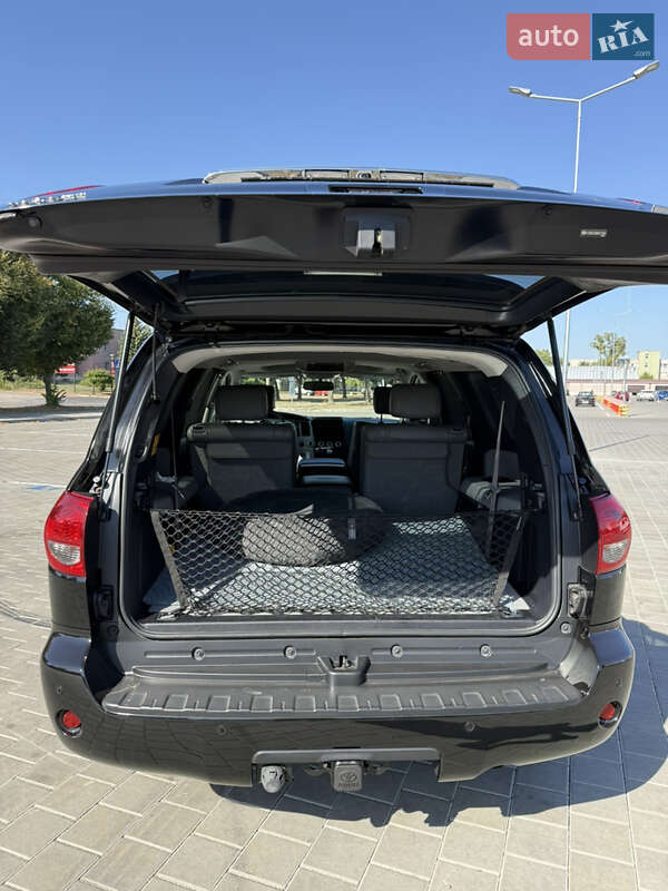 Внедорожник / Кроссовер Toyota Sequoia 2008 в Черкассах