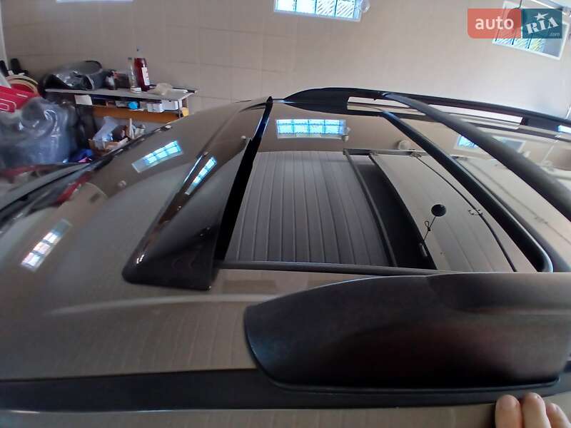 Внедорожник / Кроссовер Toyota Sequoia 2016 в Днепре