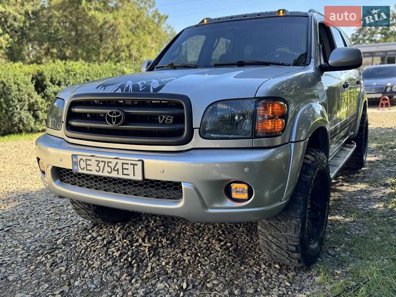 Внедорожник / Кроссовер Toyota Sequoia 2001 в Черновцах