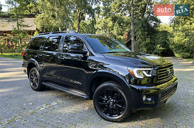 Позашляховик / Кросовер Toyota Sequoia 2011 в Львові