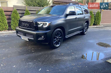 Позашляховик / Кросовер Toyota Sequoia 2014 в Києві