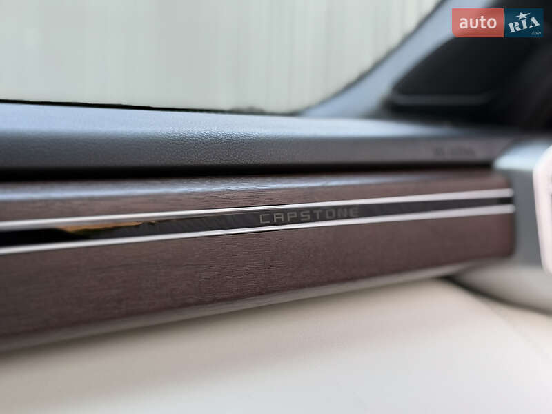 Внедорожник / Кроссовер Toyota Sequoia 2025 в Киеве