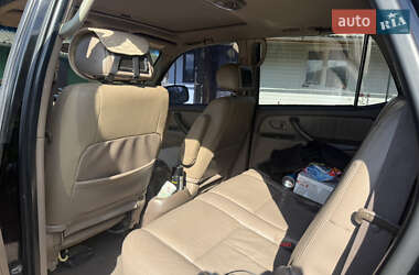Позашляховик / Кросовер Toyota Sequoia 2000 в  фото 5 Позашляховик / Кросовер Toyota Sequoia 2000 в