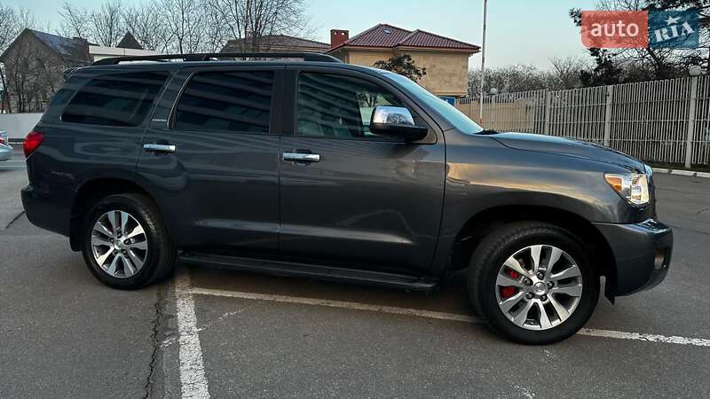 Внедорожник / Кроссовер Toyota Sequoia 2015 в Одессе фото 3 Внедорожник / Кроссовер Toyota Sequoia 2015 в Одессе