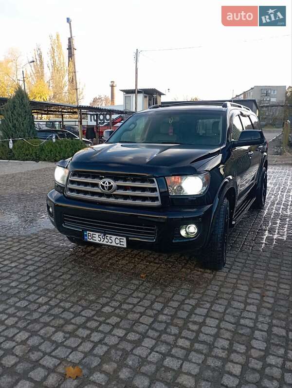 Toyota Sequoia 2008