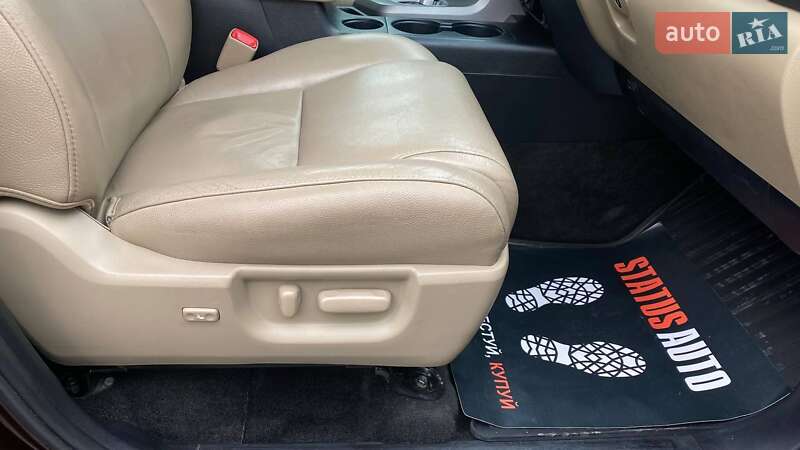 Внедорожник / Кроссовер Toyota Sequoia 2013 в Виннице фото 37 Внедорожник / Кроссовер Toyota Sequoia 2013 в Виннице