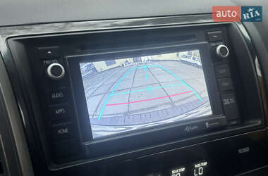 Внедорожник / Кроссовер Toyota Sequoia 2014 в Киеве