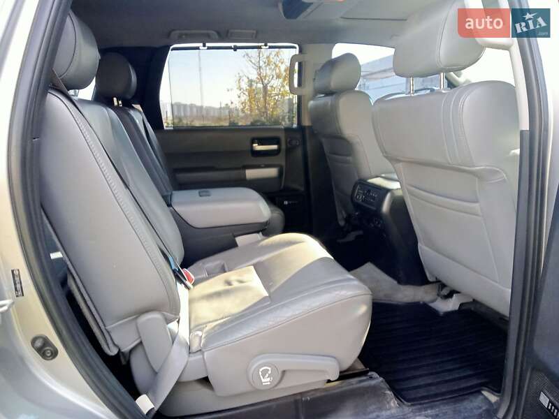 Внедорожник / Кроссовер Toyota Sequoia 2008 в Одессе фото 9 Внедорожник / Кроссовер Toyota Sequoia 2008 в Одессе