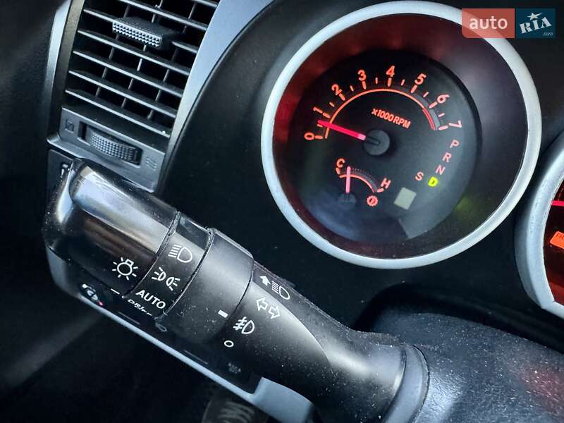 Позашляховик / Кросовер Toyota Sequoia 2011 в Києві фото 31 Позашляховик / Кросовер Toyota Sequoia 2011 в Києві