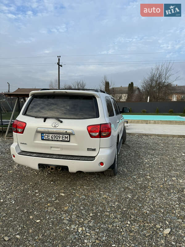Внедорожник / Кроссовер Toyota Sequoia 2008 в Черновцах