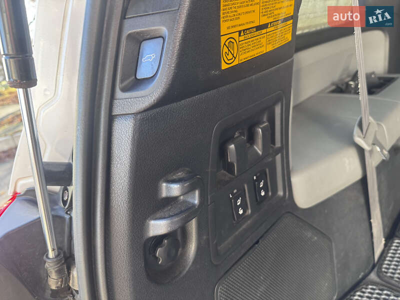 Внедорожник / Кроссовер Toyota Sequoia 2008 в Черкассах фото 18 Внедорожник / Кроссовер Toyota Sequoia 2008 в Черкассах