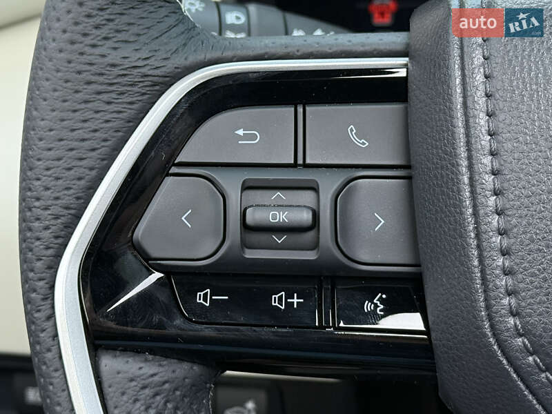 Позашляховик / Кросовер Toyota Sequoia 2025 в Києві