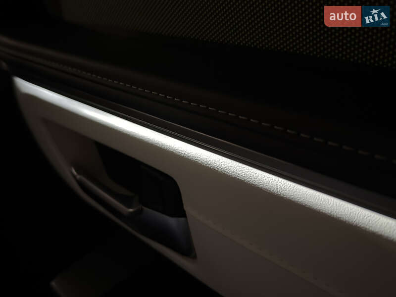 Позашляховик / Кросовер Toyota Sequoia 2025 в Києві