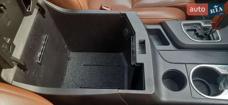 Внедорожник / Кроссовер Toyota Sequoia 2018 в Киеве фото 11 Внедорожник / Кроссовер Toyota Sequoia 2018 в Киеве