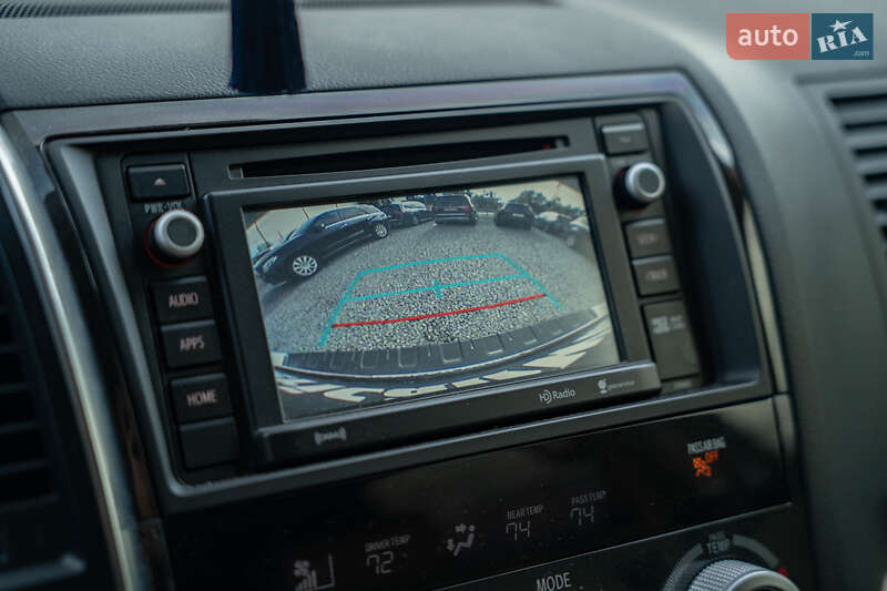 Позашляховик / Кросовер Toyota Sequoia 2018 в Чернівцях