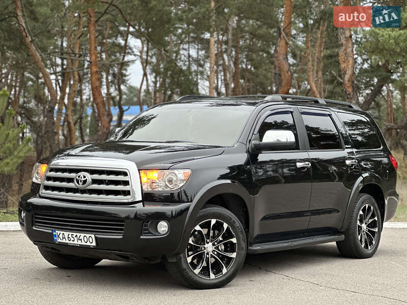 Позашляховик / Кросовер Toyota Sequoia 2008 в Києві