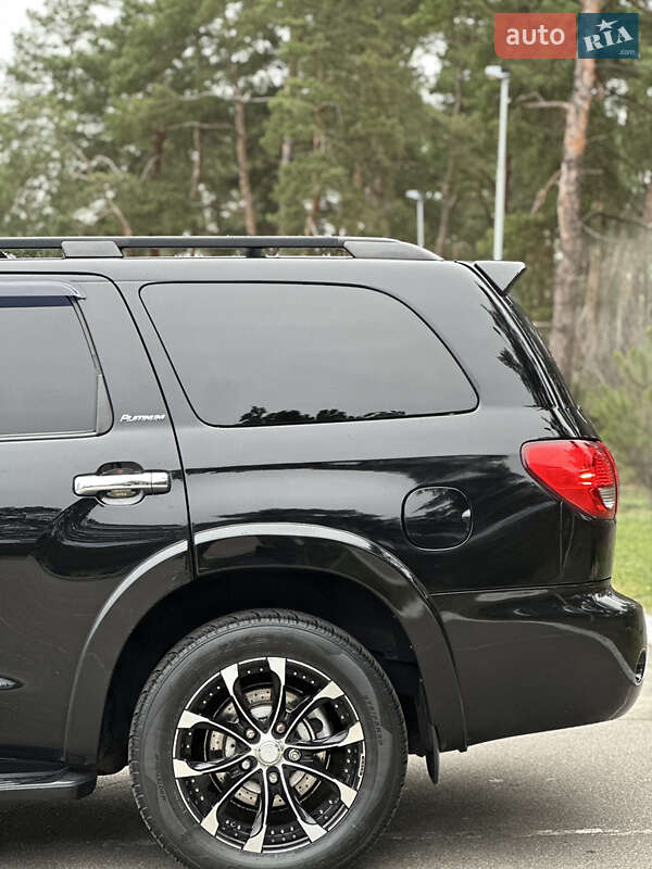 Позашляховик / Кросовер Toyota Sequoia 2008 в Києві